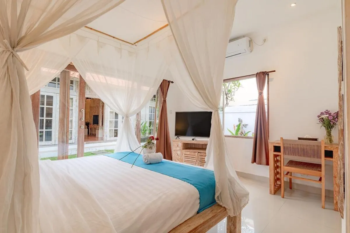 Villa Toto Seminyak Indonesia